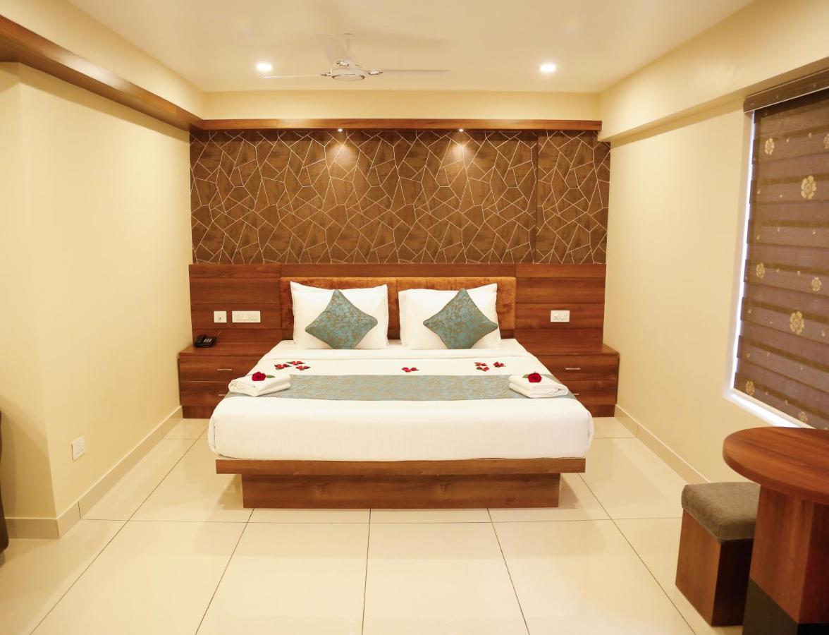 Hotel Crystals Cove Thekkady Luaran gambar